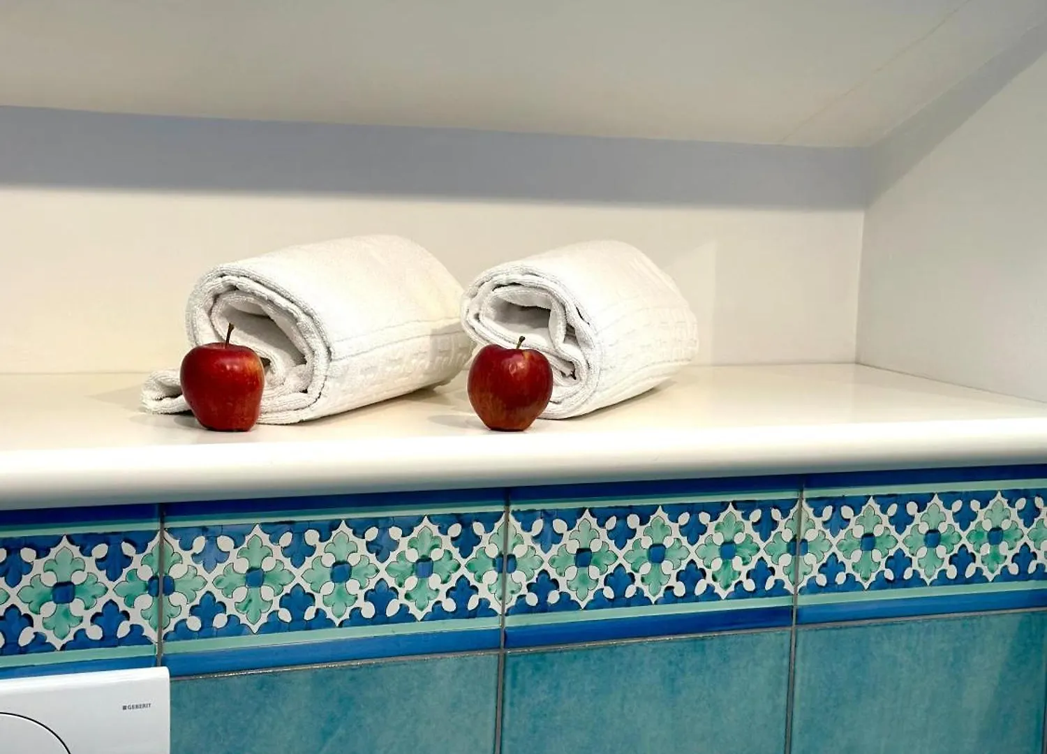 Club House Hotel Rimini 4*,  Italie