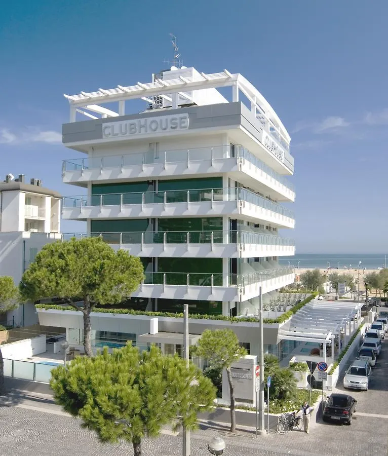Club House Hotel Rimini 4*,  Italie