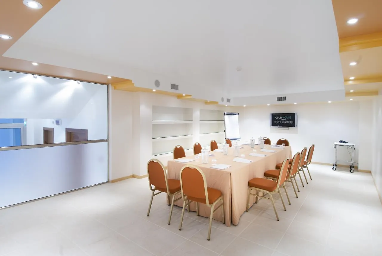 Club House Hotel Rimini 4*,