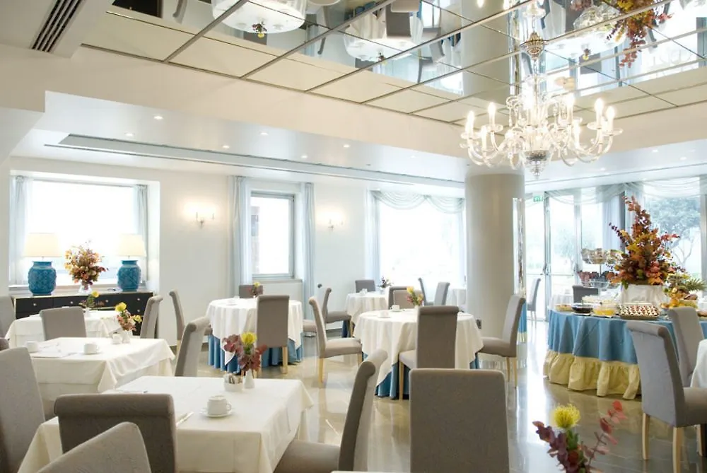 Club House Hotel Rimini Italie